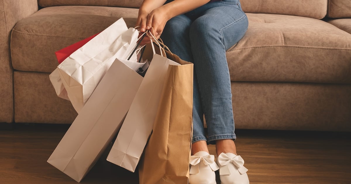 Ventas minoristas pyme en la región: la ropa tiró del consumo y los alimentos volvieron a retroceder