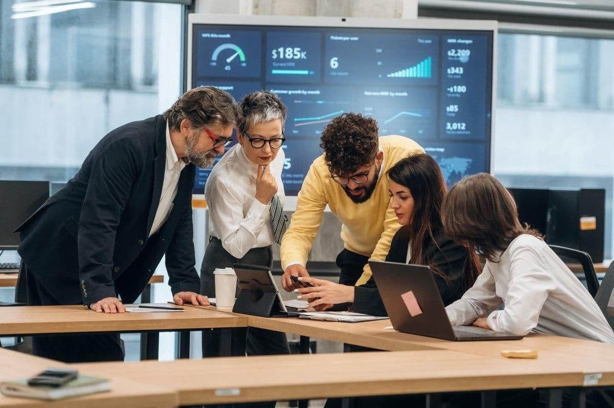 Treinta mil dólares y un click: cuánto vale la seguridad de una empresa para un empleado