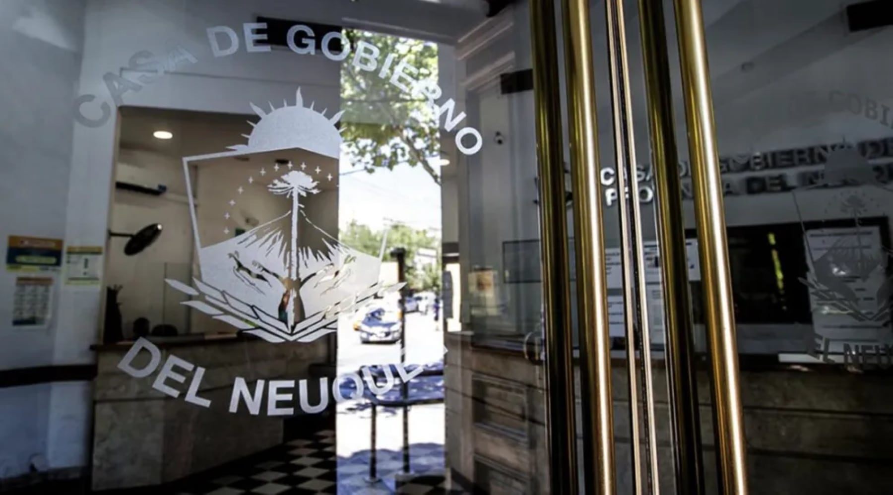 Despidieron a seis estatales de Neuquén por «ñoquis e indisciplinados»: a qué áreas pertenecían