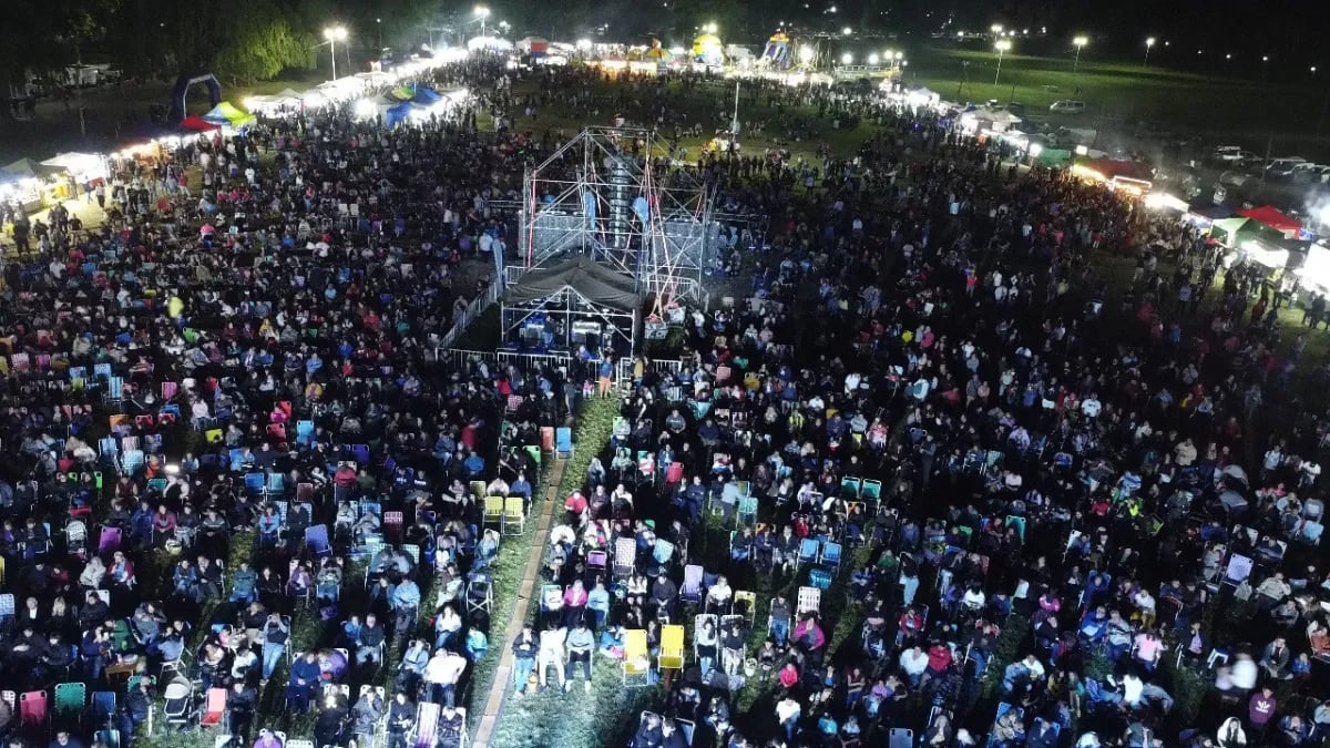 Éxito memorable: así terminó anoche el Festival de Folklore en Choele Choel, en su 50° edición