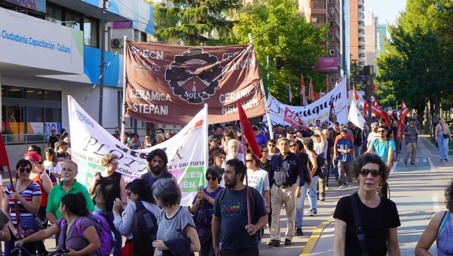 Marcha este viernes en el centro de Neuquén: en defensa de «la posibilidad de manifestarse públicamente»