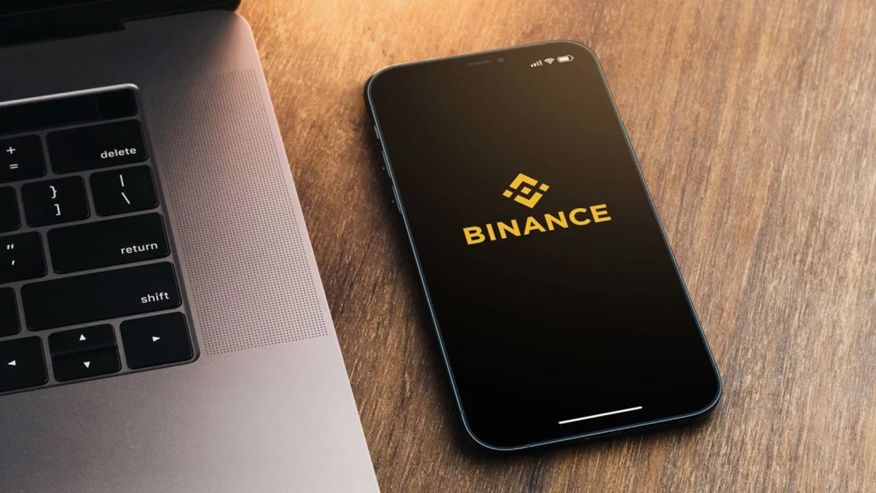 La demanda de la SEC contra Binance queda en suspenso