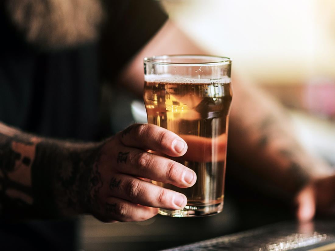 Seis maneras en las que el alcohol puede alterar tu sistema digestivo