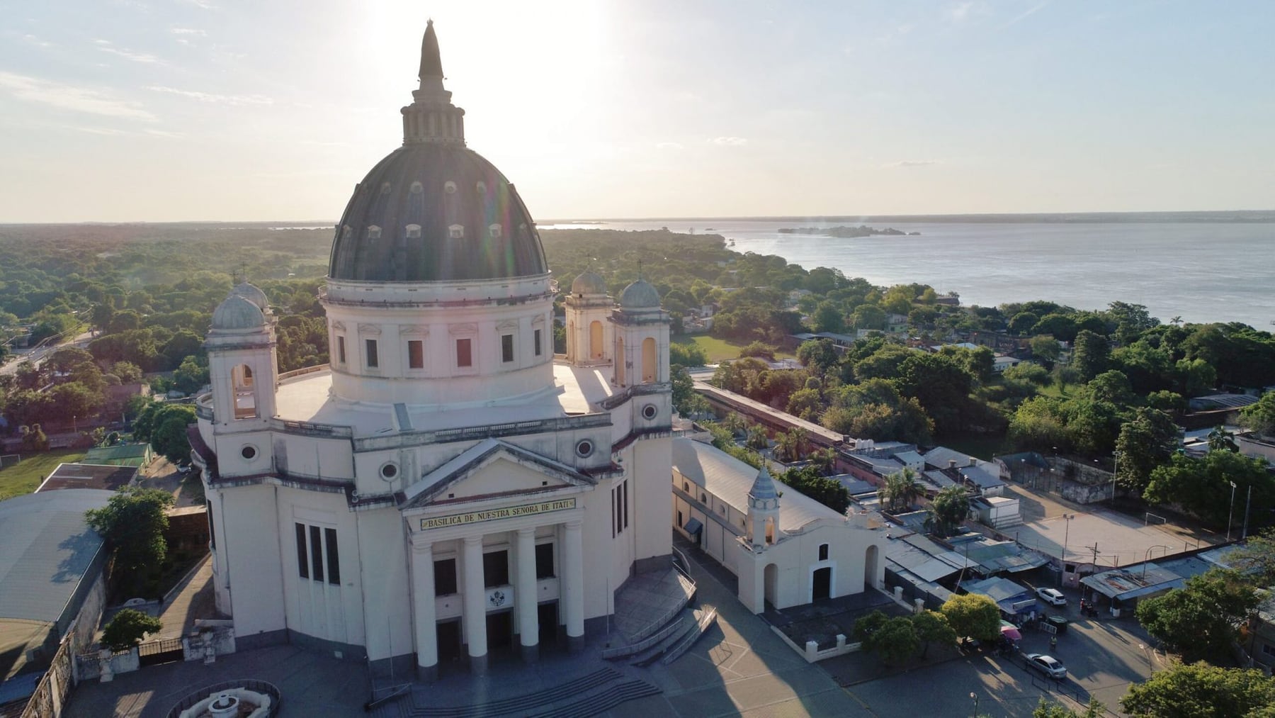 Un destino del litoral que sorprende con su historia y su basílica única