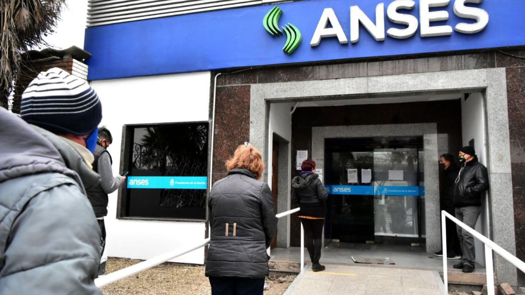 Jubilaciones: cuánto subirán en marzo y cuál será el haber mínimo, tras el dato de inflación de enero