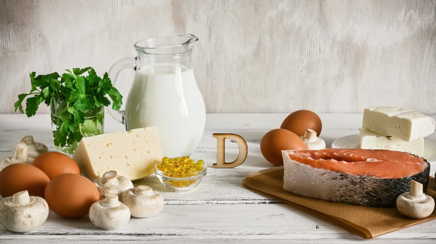 La vitamina que recomiendan los expertos para evitar la osteoporosis