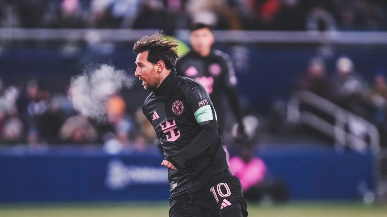 Su gol desde diferentes ángulos, el gesto contra el frío extremo y su táctica para combatirlo: el show de Messi bajo cero con Inter Miami