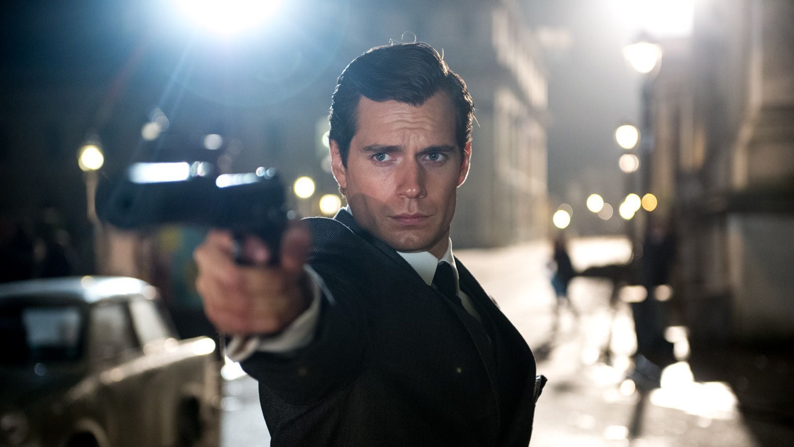 James Bond cambia de manos: Amazon toma el control y los fans impulsan a Henry Cavill como sucesor