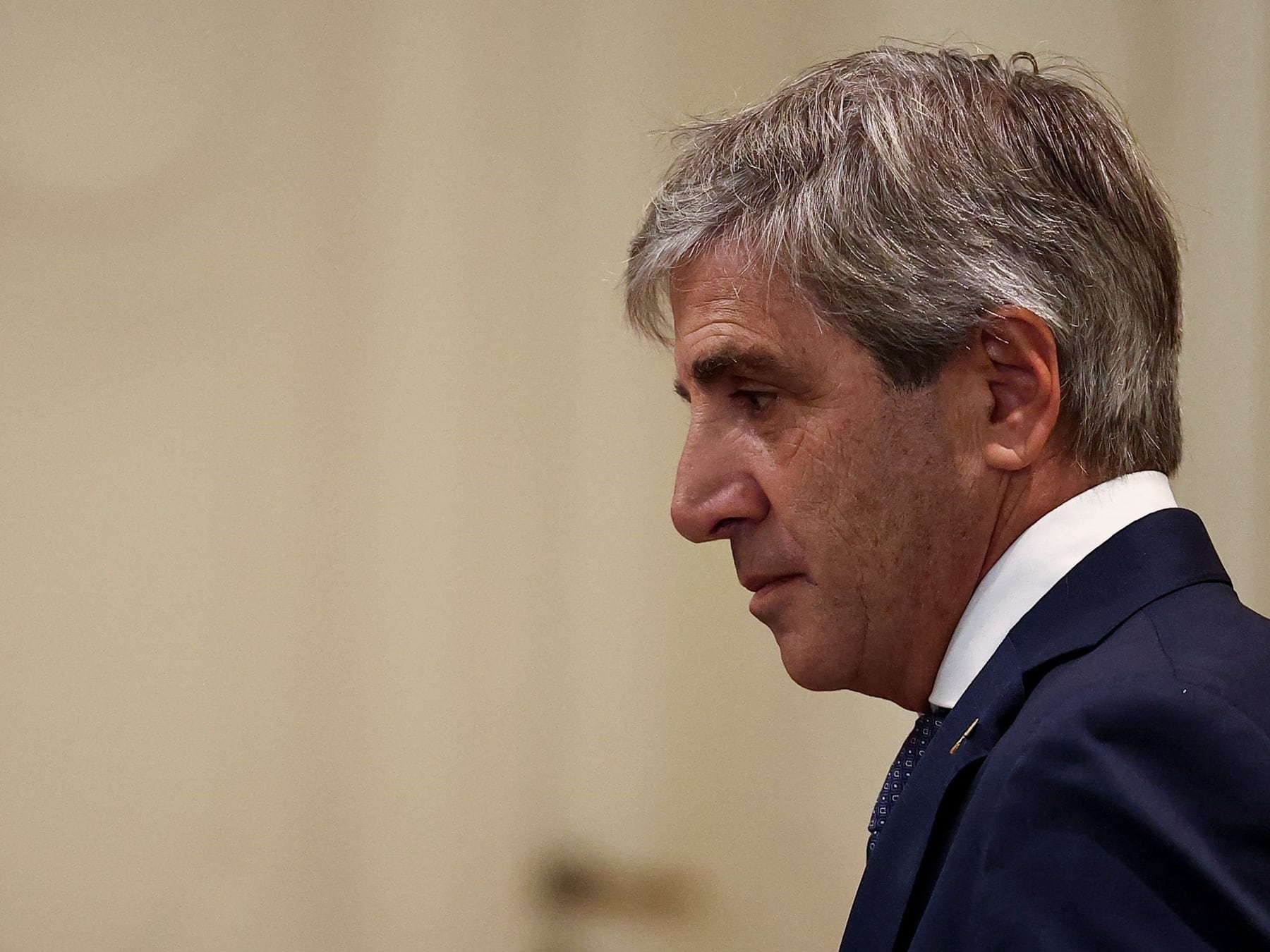 Justicia falla a favor de Caputo en la disputa por tasas municipales en facturas de servicios