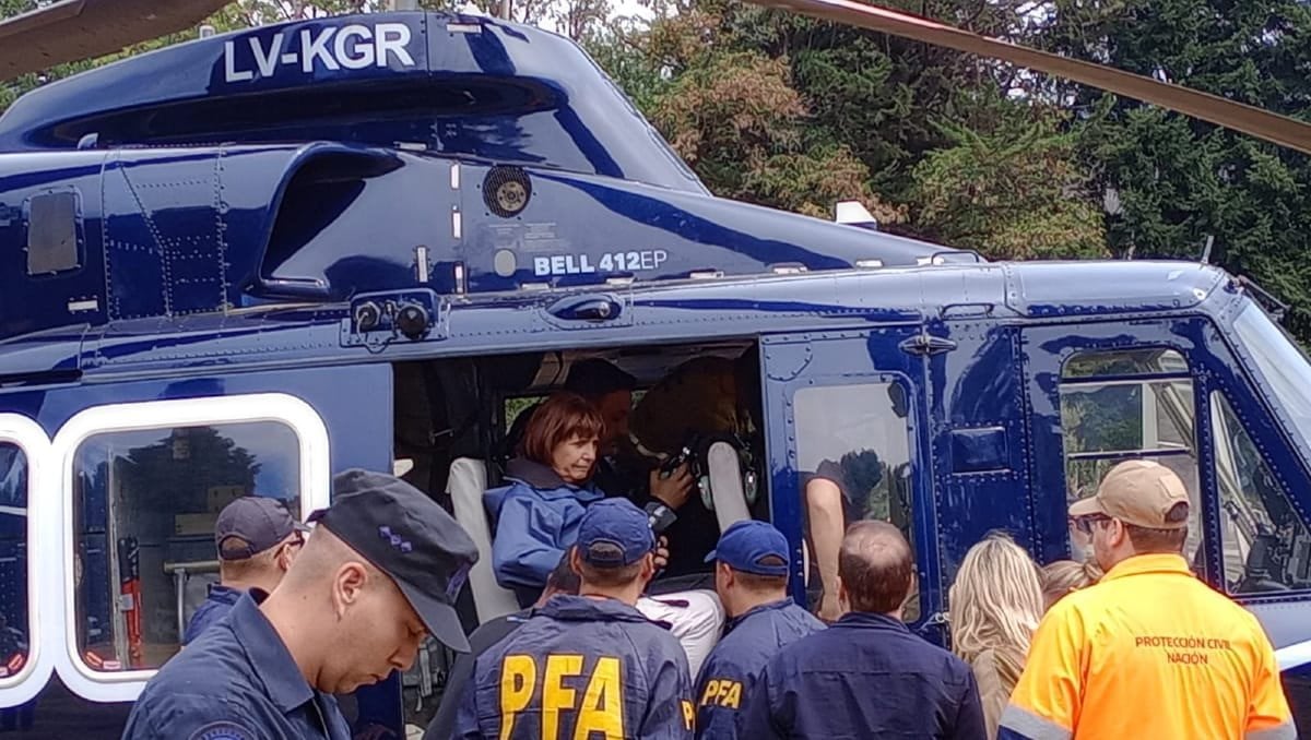 Bullrich viaja a Neuquén en medio de incendios que arrasaron 23 mil hectáreas