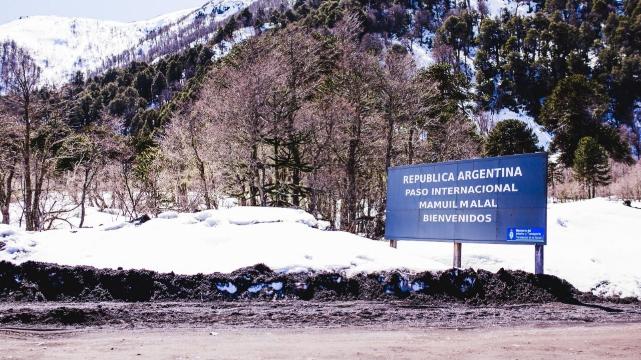 Vuelve a abrir el paso Mamuil Malal: cuándo y en qué horarios se podrá cruzar a Chile