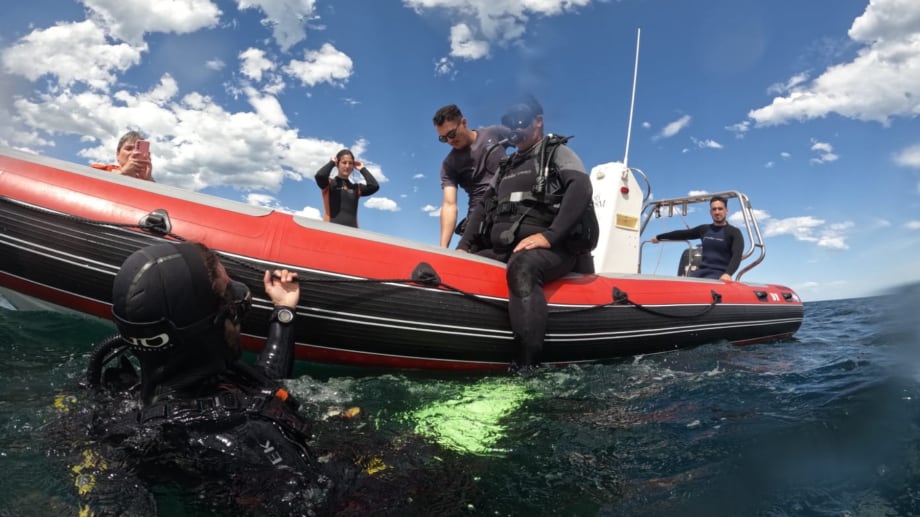 Explora el Submarino Paraíso: Aventuras Marinas en Las Grutas para Semana Santa
