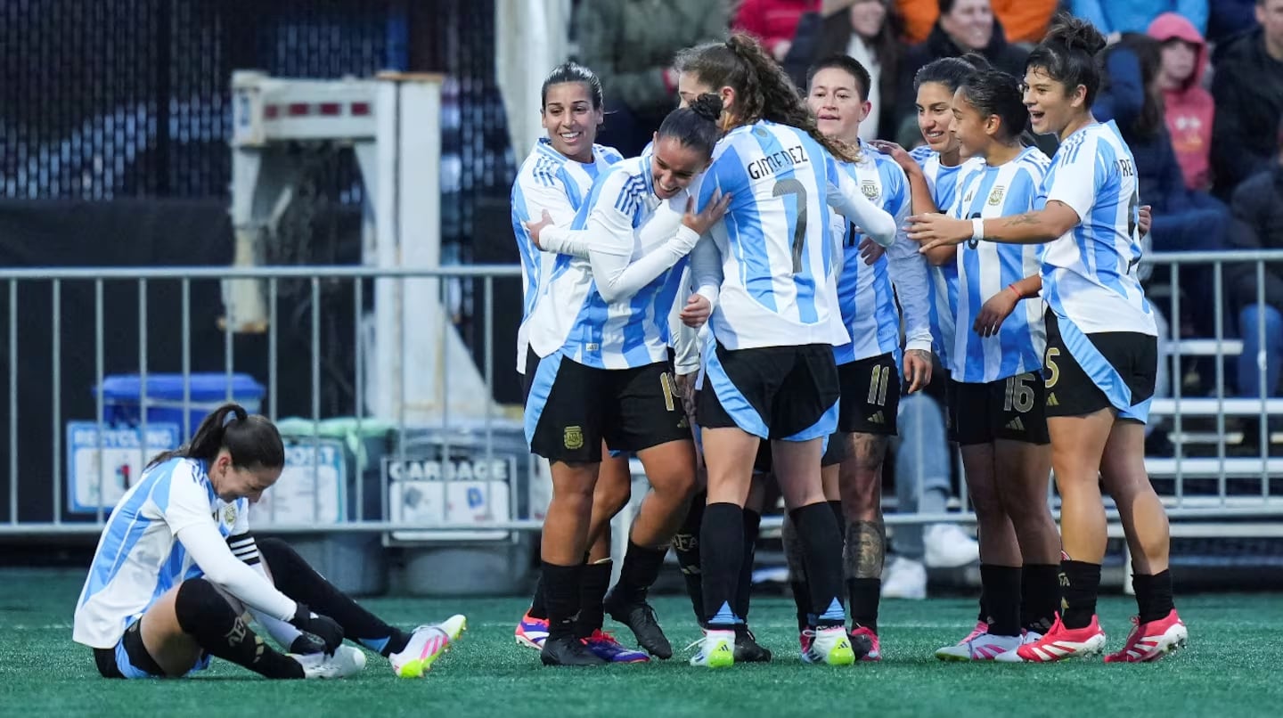 Triunfo Inédito: Argentina Derrota a un Campeón Olímpico en Fútbol Femenino