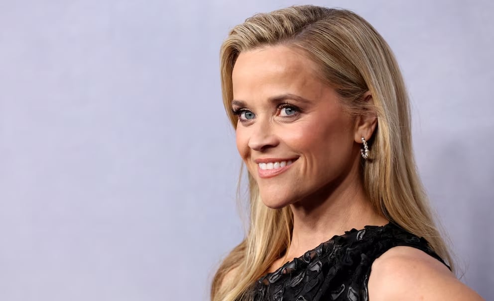 El Giro Sorprendente de Reese Witherspoon: De Actriz a Magnate Mediante un Club de Lectura