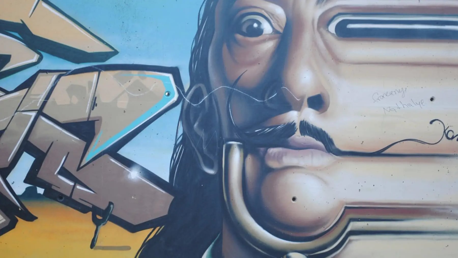 Creatividad y sufrimiento: el mito del genio en el Día Mundial de la Creatividad