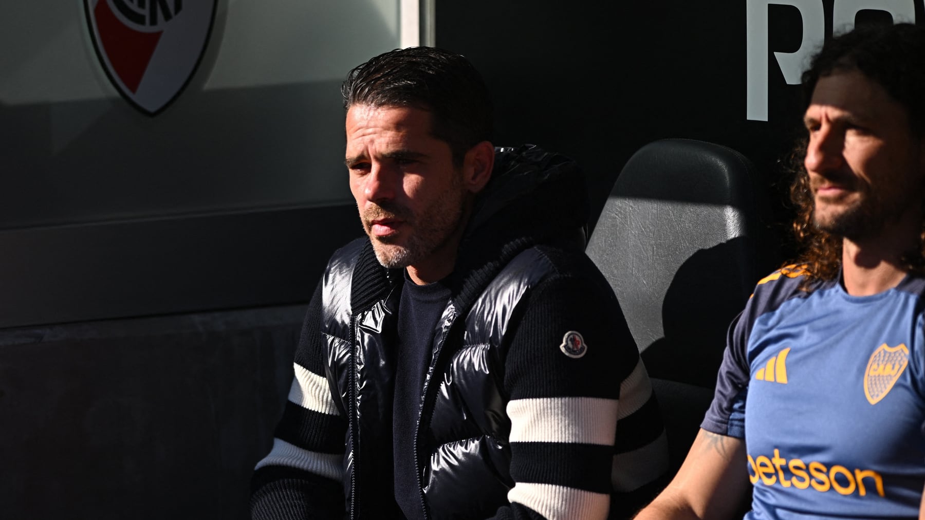 Riquelme echó a Gago de Boca luego de la derrota ante River en el clásico