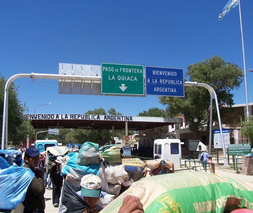 Salta: condenan a un gendarme por aceptar una coima para pasar televisores en la frontera