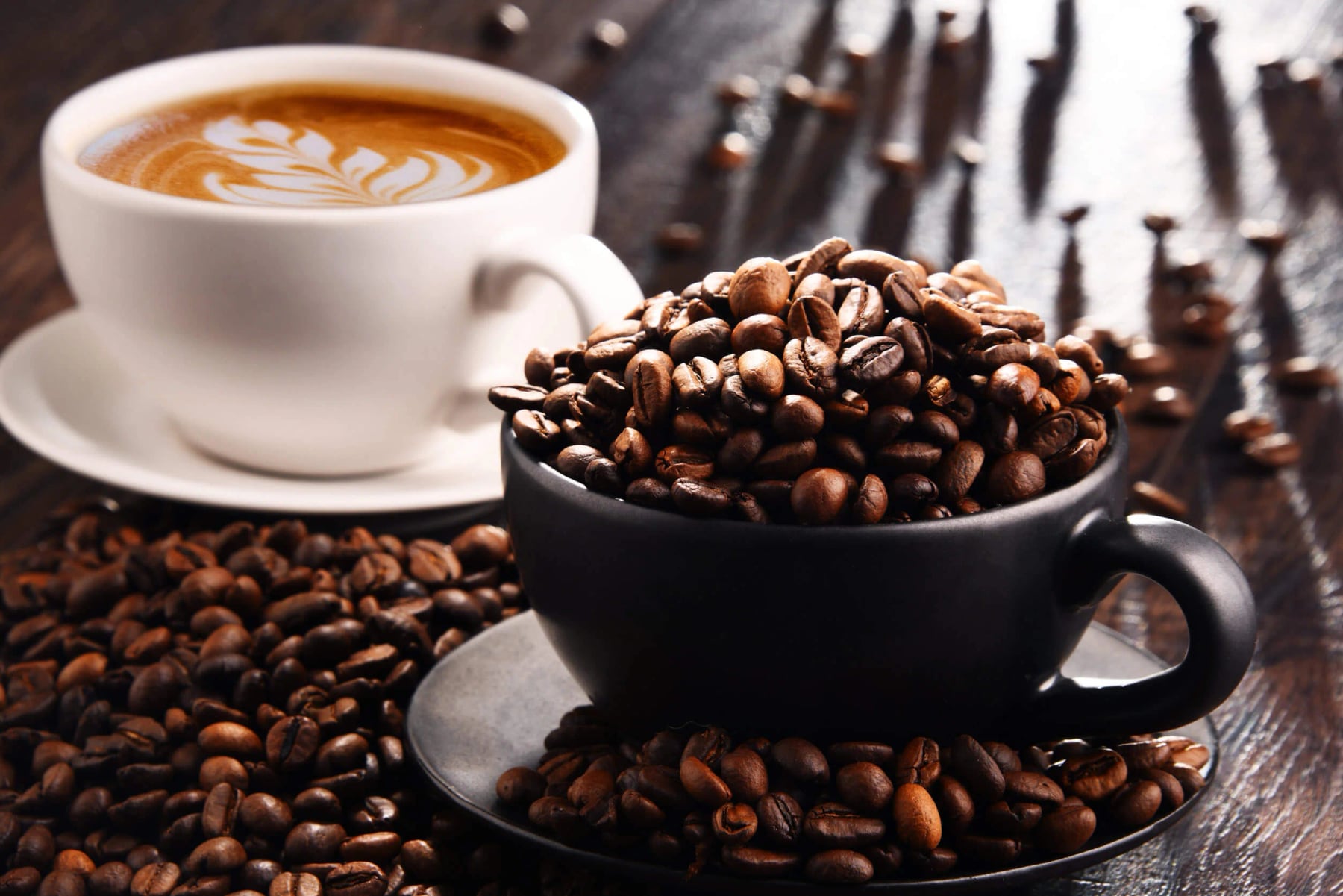 Café y salud: qué beneficios aporta y qué señales conviene vigilar
