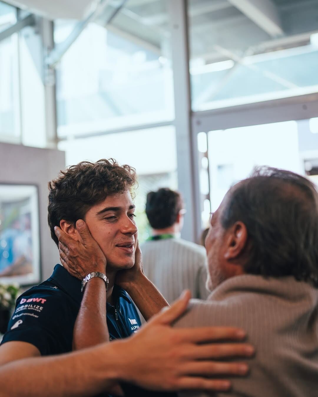 Alpine F1 sorprende a Francella con mensaje inesperado tras GP de Canadá
