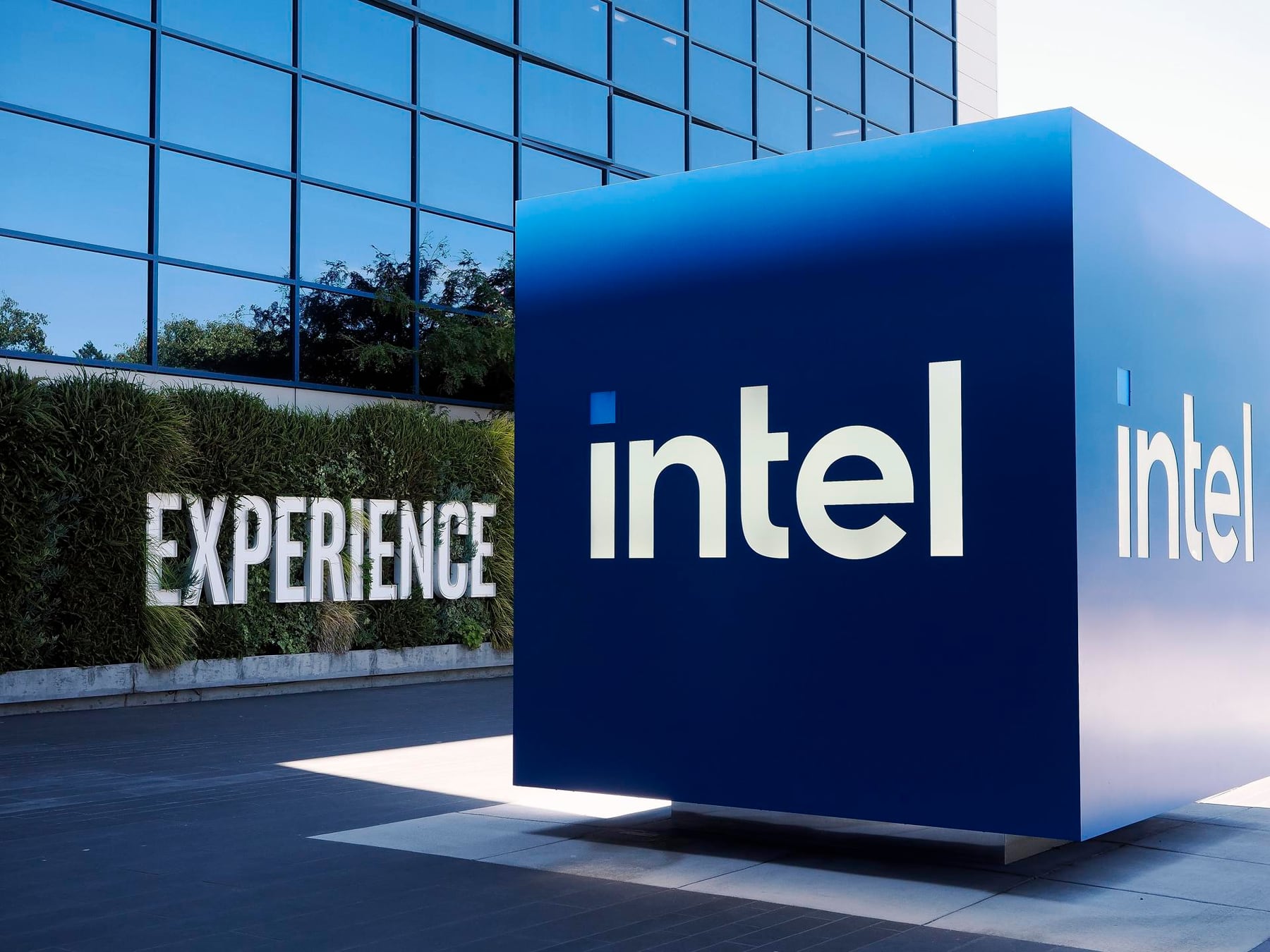 Intel abandona Alemania y Polonia en un giro inesperado
