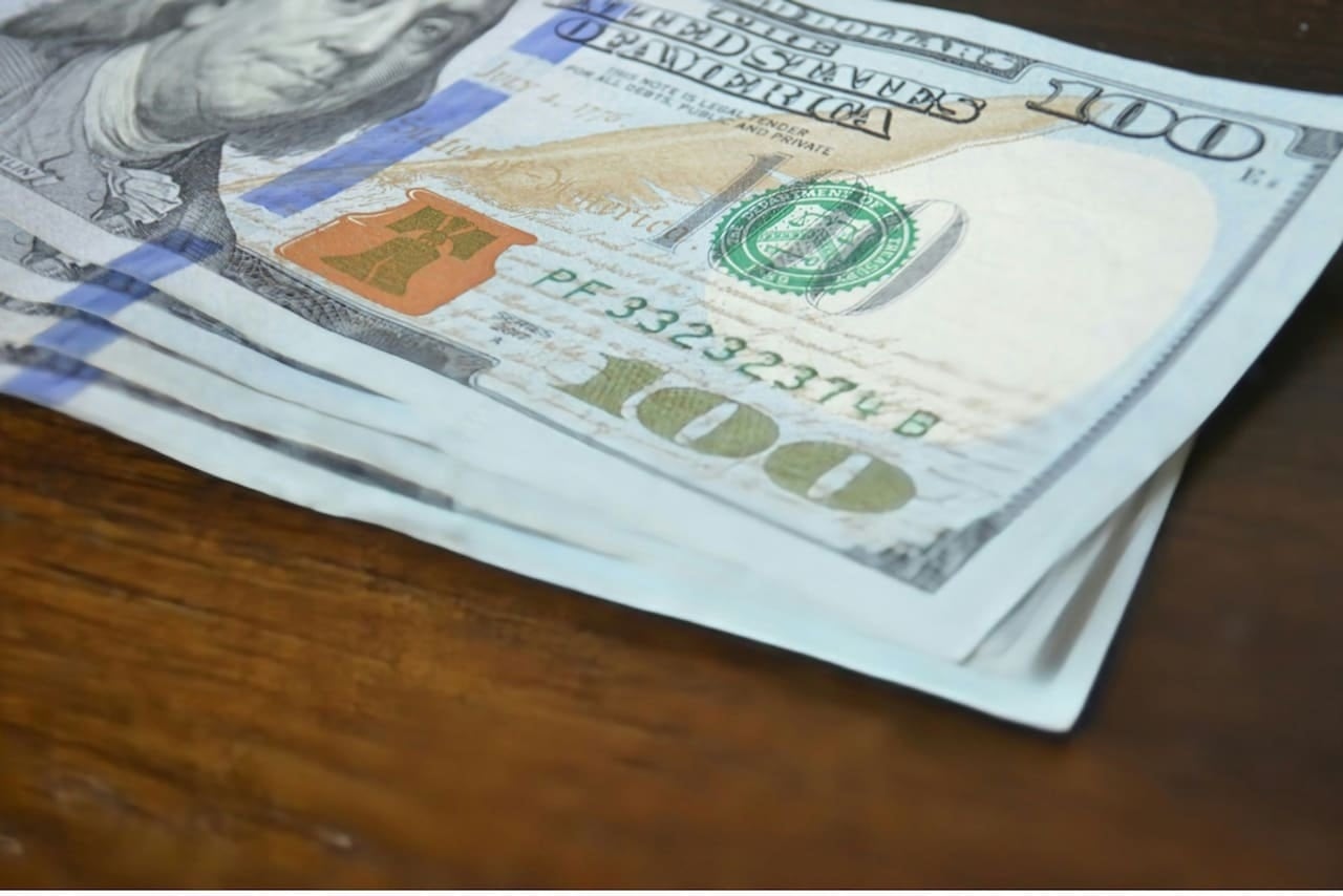 Balance del cruce tasas-dólar: quién ganó y quién perdió