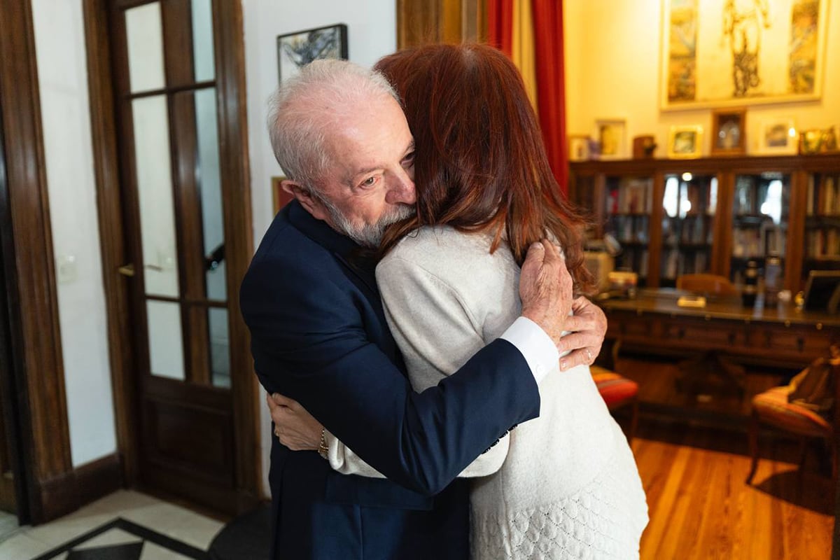 Lula volvió a respaldar a Cristina en acto sindical en Brasil