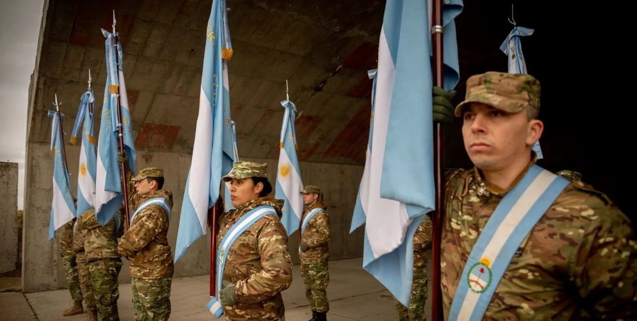 Aumentan los salarios en las Fuerzas Armadas y Policía Naval