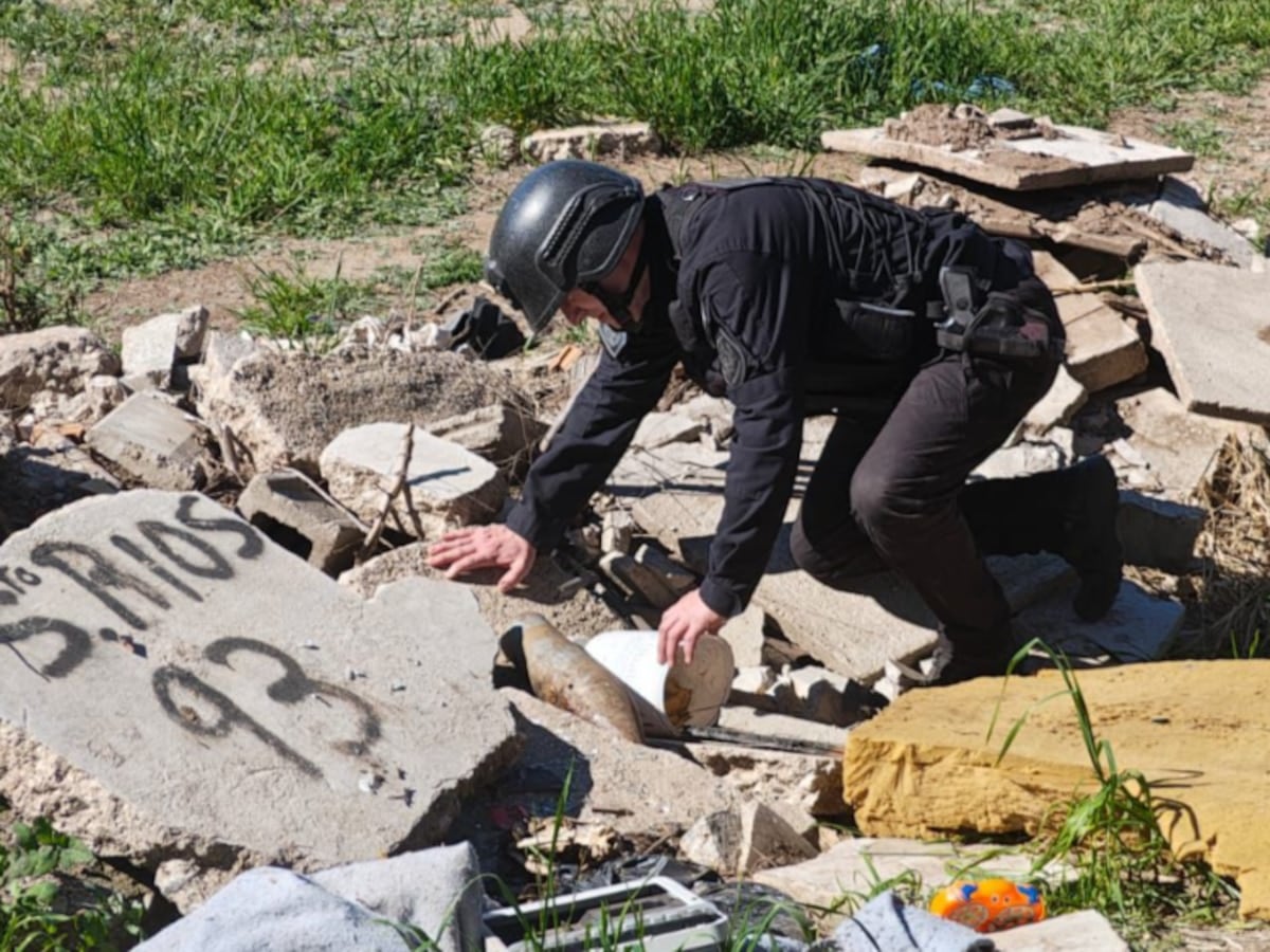 Aparece cabeza de cohete militar en la basura cordobesa
