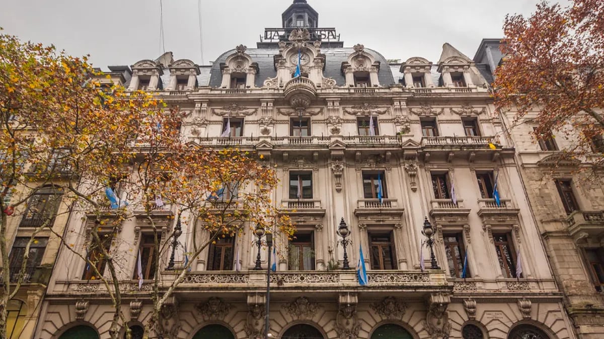 Gobierno porteño recuperó el edificio de La Prensa y lo destinó a la cultura