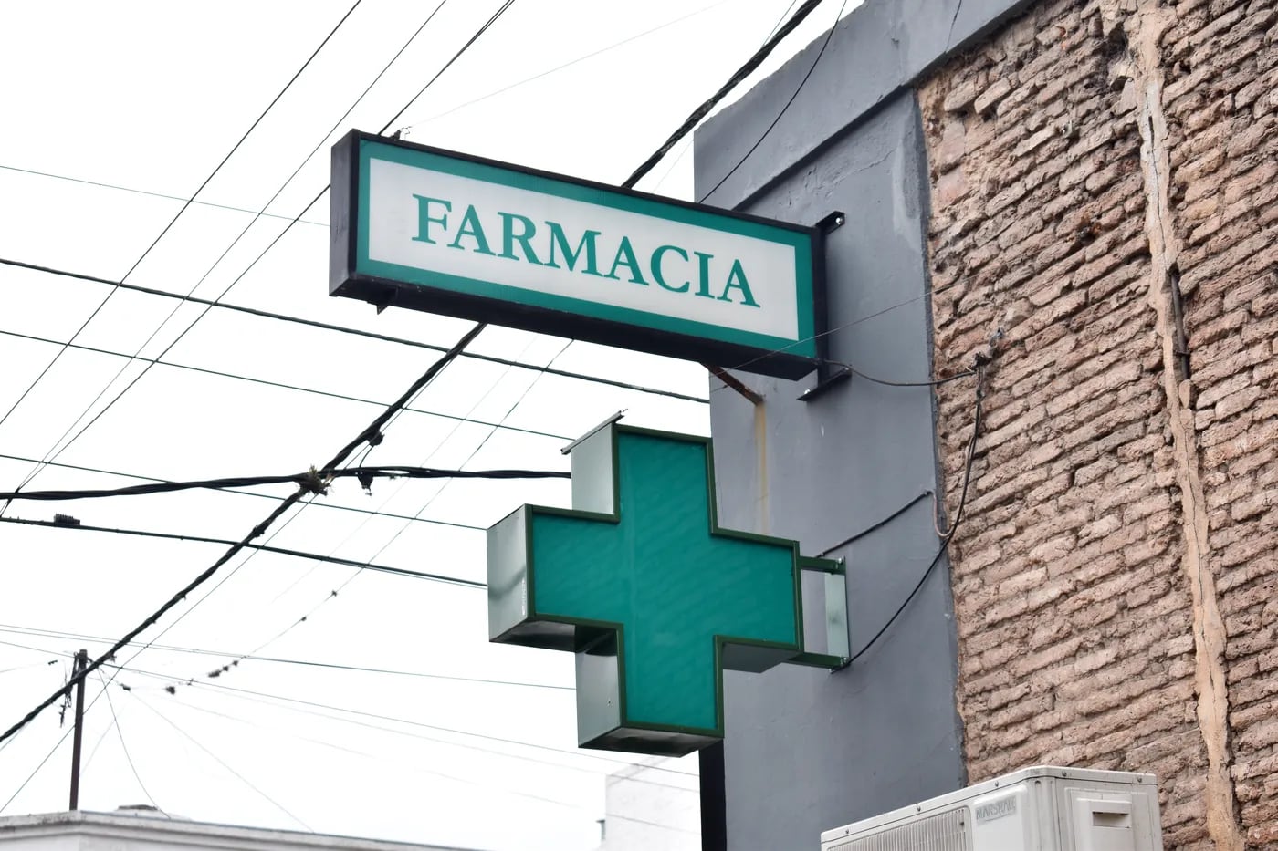 La Plata: ladrones armados se llevaron 4.700 pastillas de clonazepam