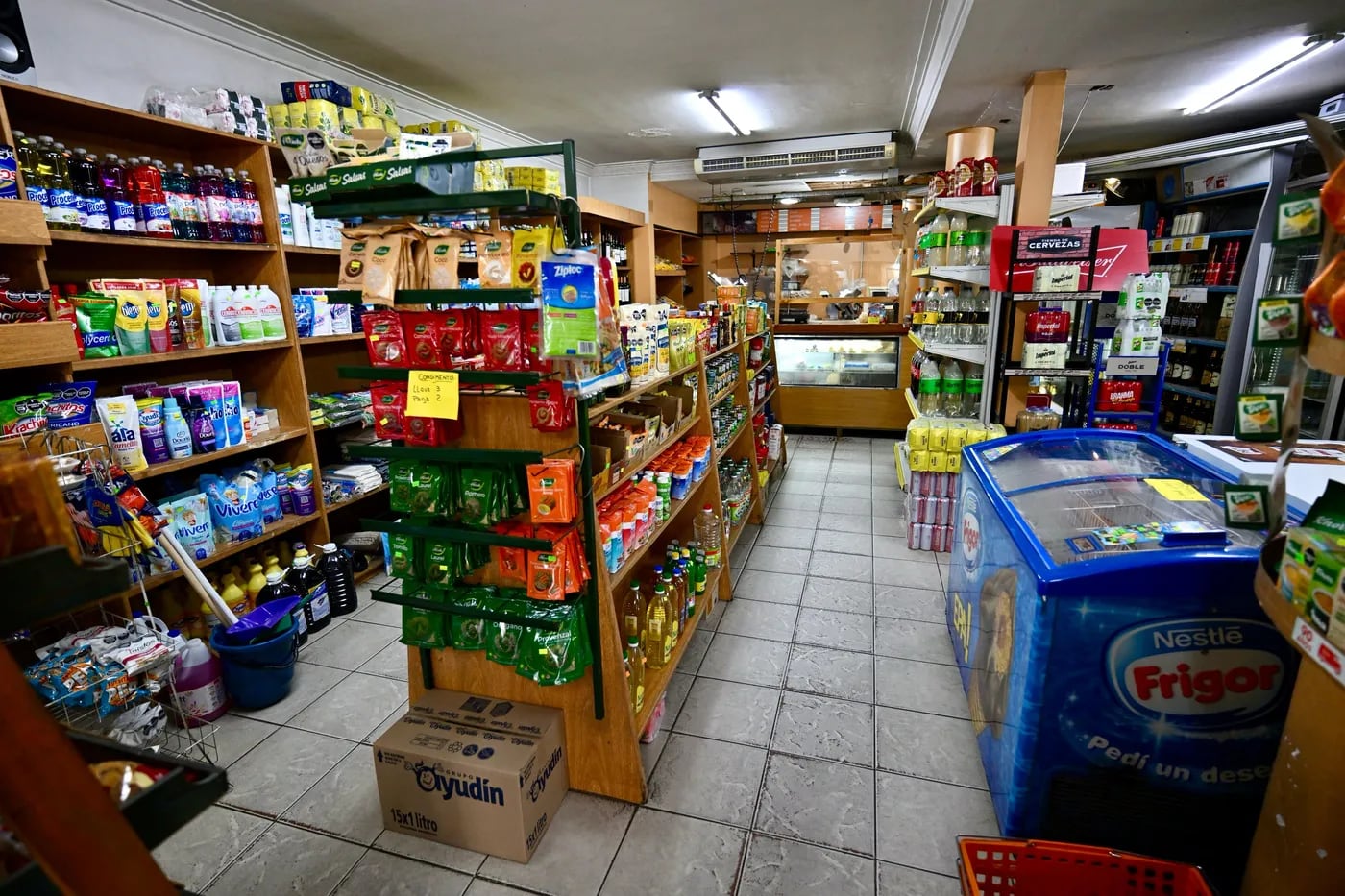 Fraude en La Plata: investigan robo millonario en un supermercado