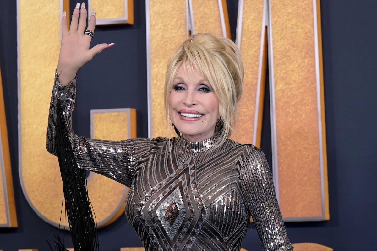 Murió Dolly Parton, la cantautora que moldeó el country y desafió a la industria