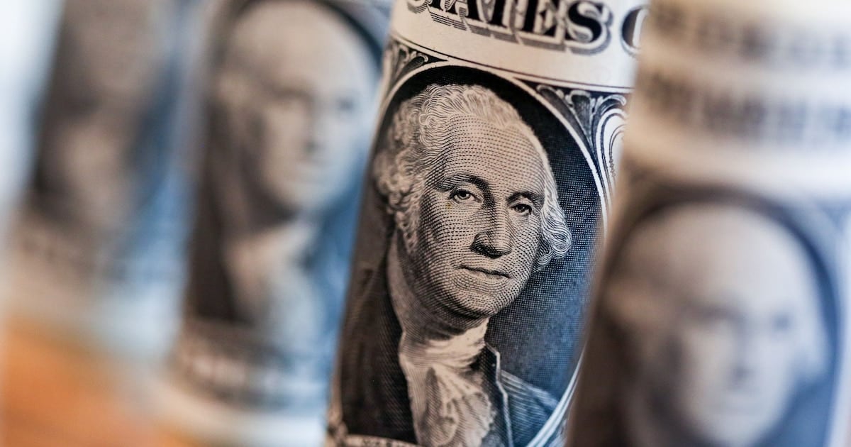 El dólar llegó a $1.535 en el Banco Nación y marcó un nuevo récord nominal