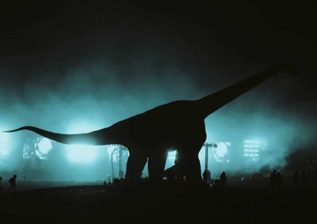 Abrams explica por qué los dinosaurios en el barrio son distintos a los de Parque Jurásico