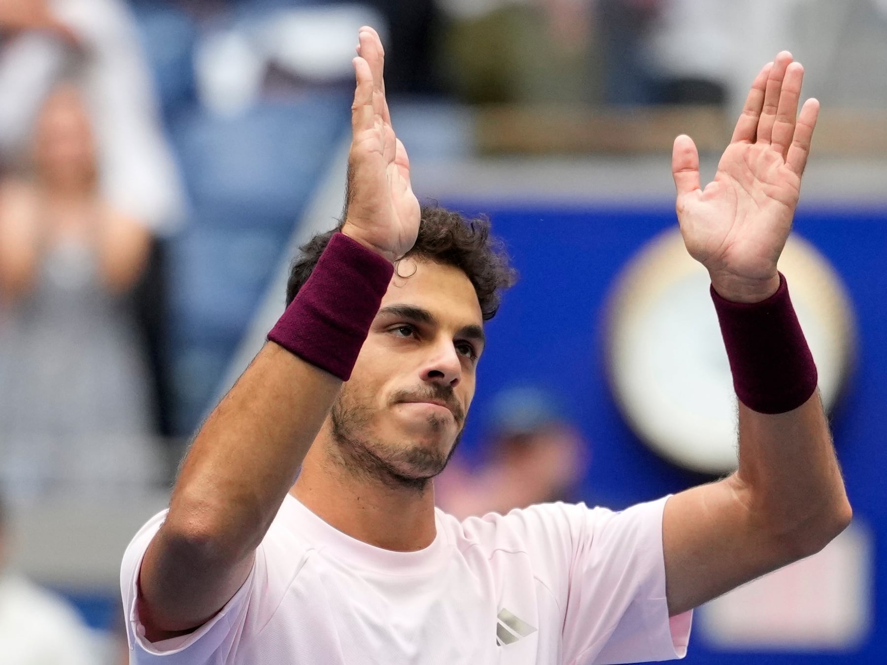 Cerúndolo remontó dos sets y eliminó a Fritz para llegar a octavos del US Open
