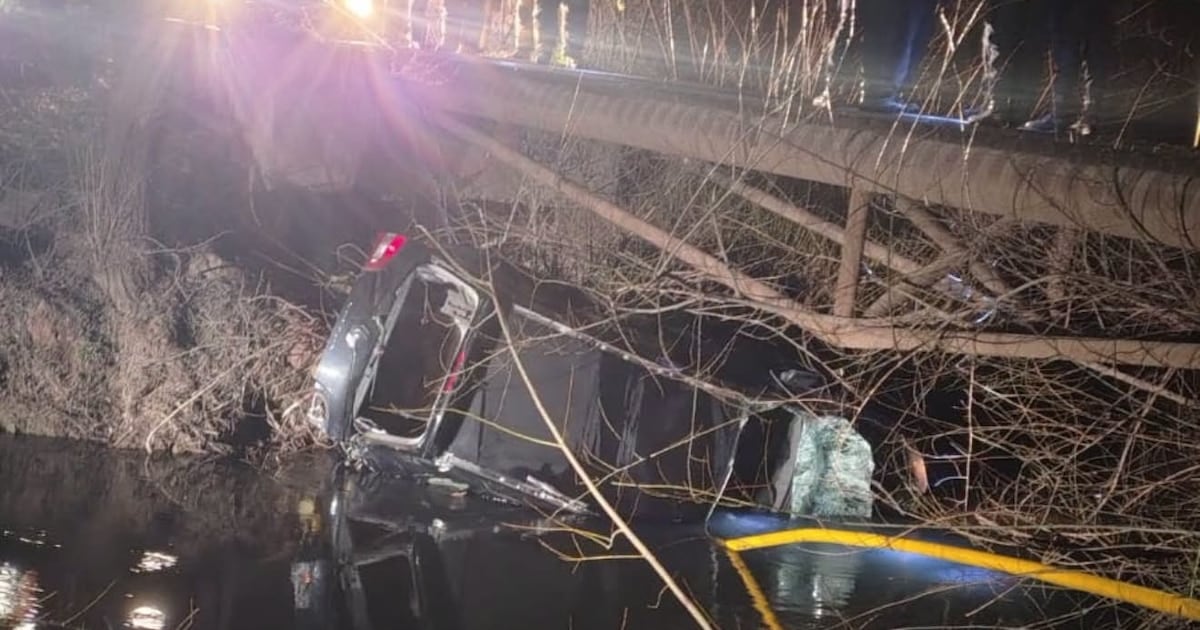 Buscan a un niño de cuatro años arrastrado por un canal de riego en Río Negro