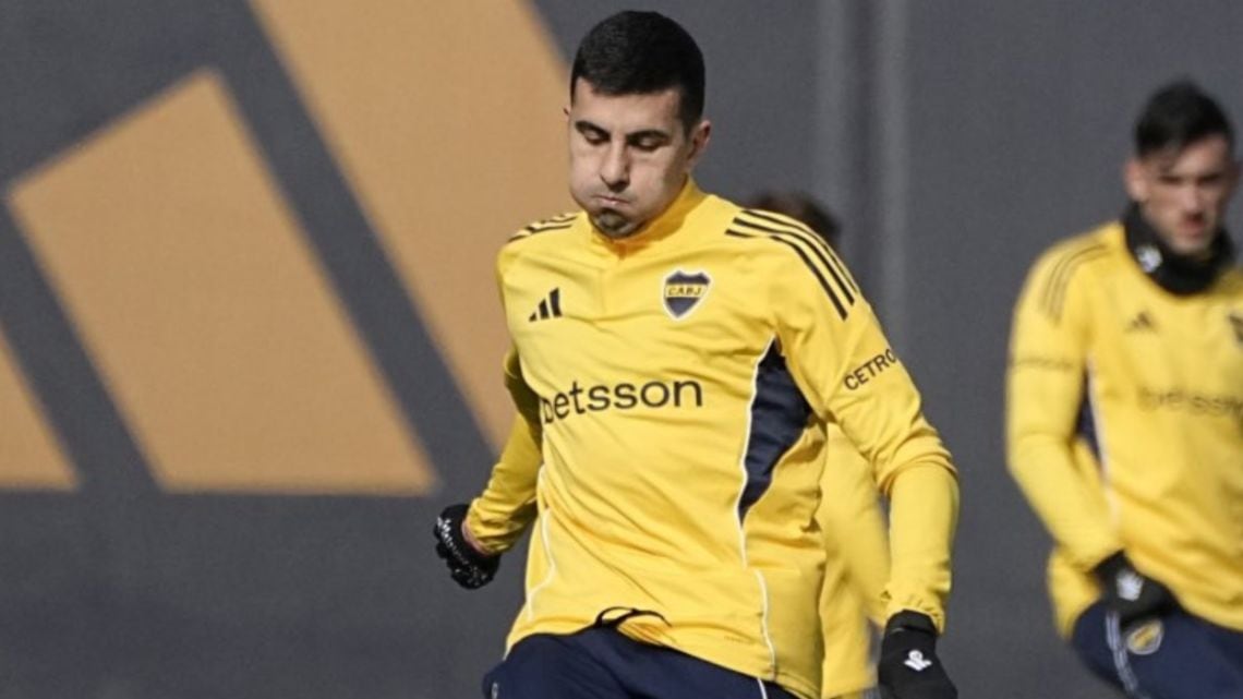 Battaglia volvió a entrenar con Boca después de nueve meses de inactividad