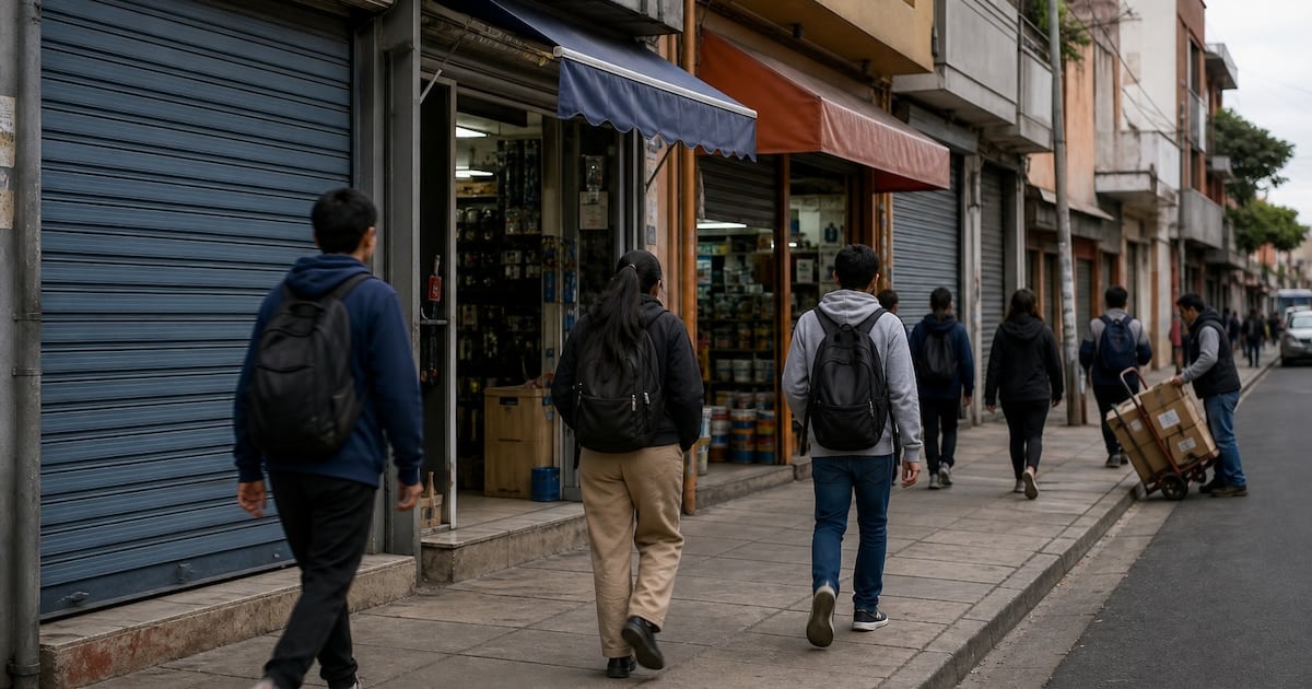 Más de 354.000 empleos formales menos desde fines de 2023