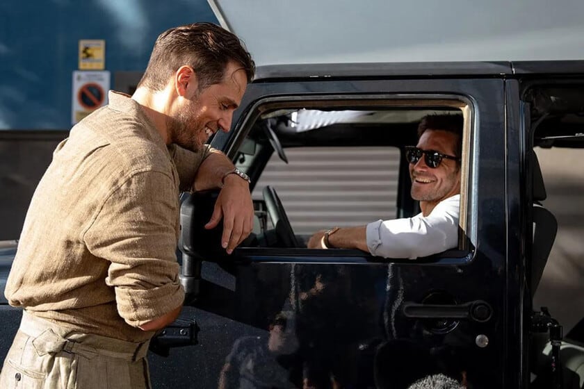 Guy Ritchie reunió a Henry Cavill y Jake Gyllenhaal en «En la zona gris»
