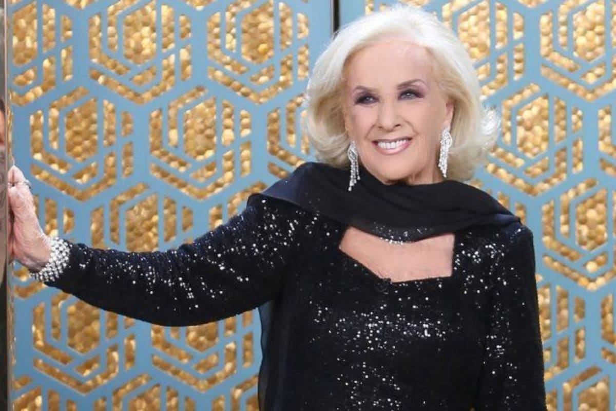 Mirtha Legrand fue internada por un cuadro compatible con neumopatía