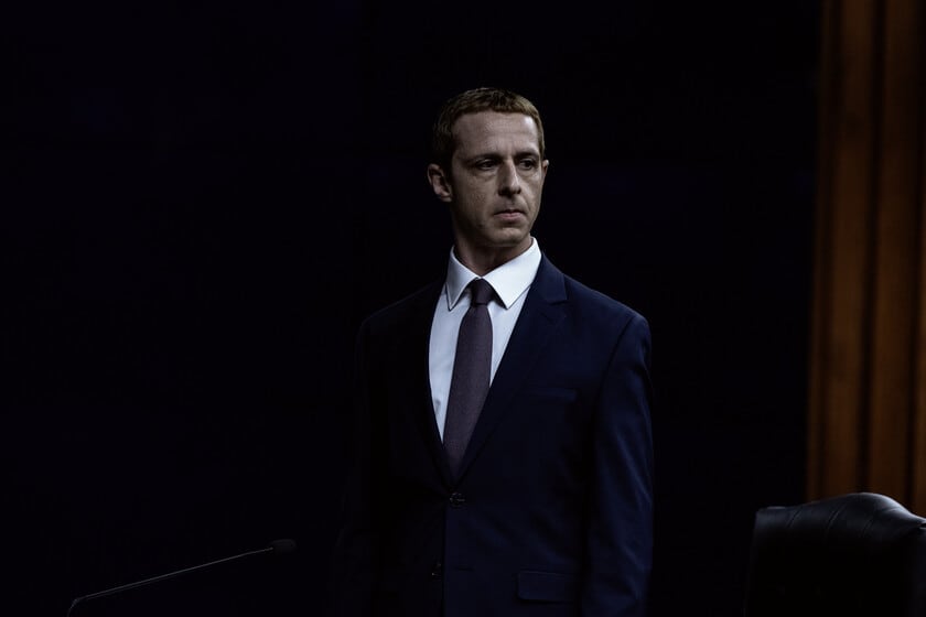 “El precio de la red” reúne a Aaron Sorkin y Jeremy Strong como Mark Zuckerberg