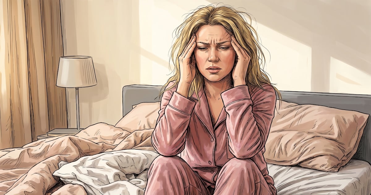 Un estudio vinculó el mal descanso con más días de dolor en personas con migraña