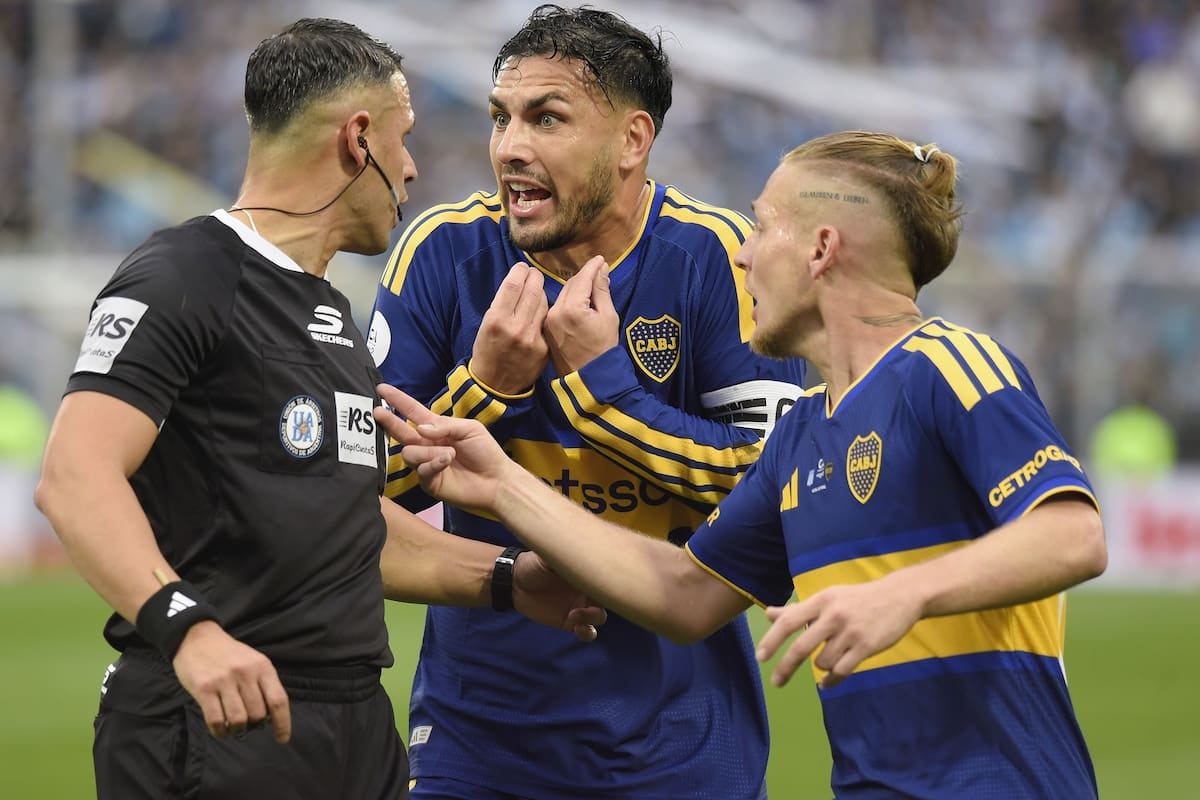 Boca venció a Racing con tres goles de Valencia y pasó a semifinales